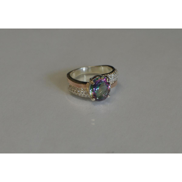 Кольцо серебряное с золотыми пластинами и фианитами (096к)