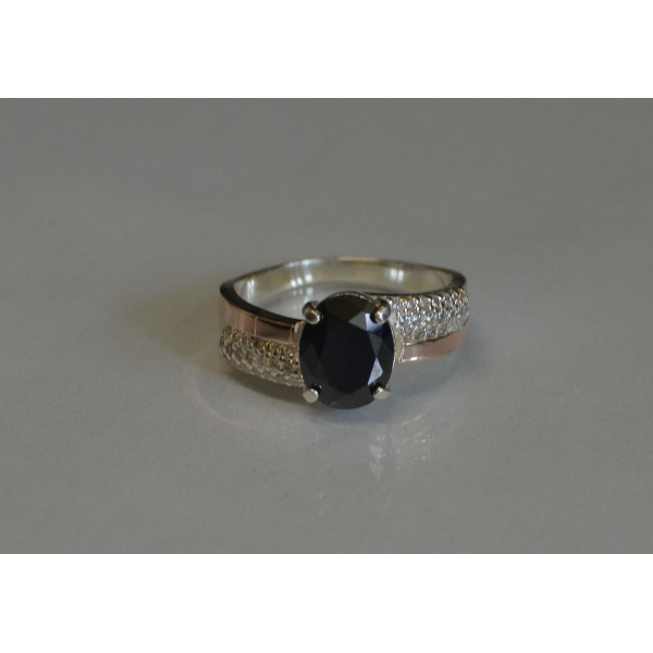 Кольцо серебряное с золотыми пластинами и фианитами (096к)