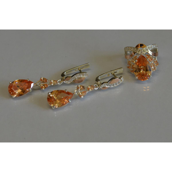 Срібний набір з золотими вставками і фіанітами (099)