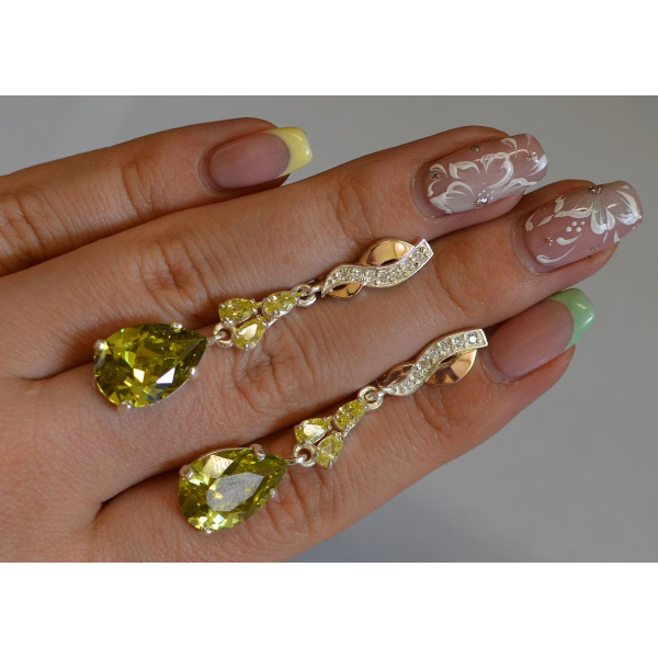 Серьги серебряные с золотыми пластинами и фианитами (099с)