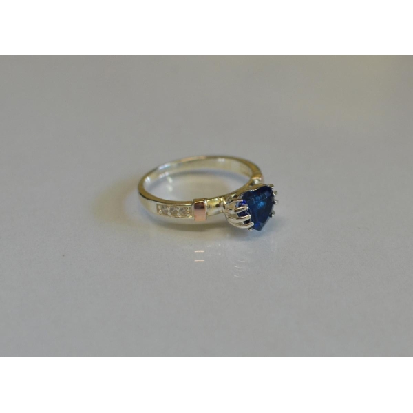 Кольцо серебряное  с золотыми накладками (102к)