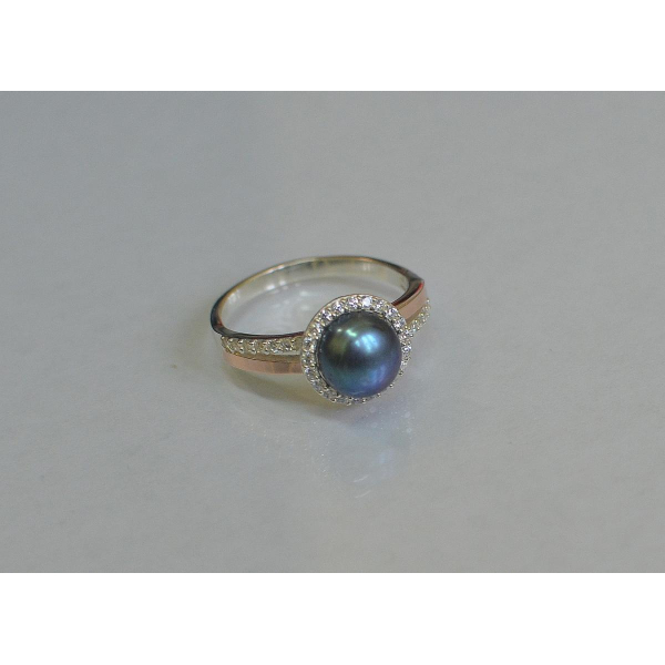 Серебряное кольцо с жемчугом (104к)