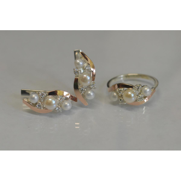 Серебряный набор с жемчугом (105)