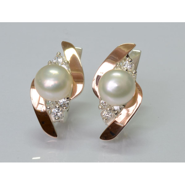 Серьги серебряные с жемчугом (106с)