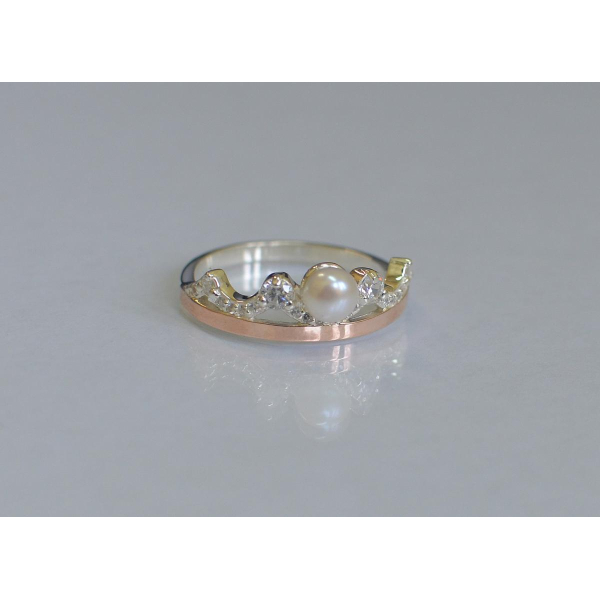 Серебряное кольцо корона с жемчугом (107к)
