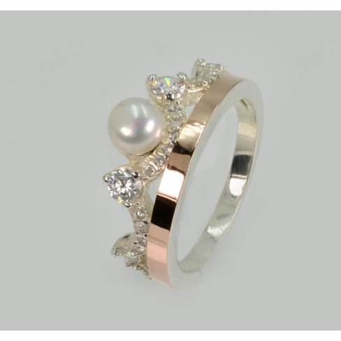 Серебряное кольцо корона с жемчугом