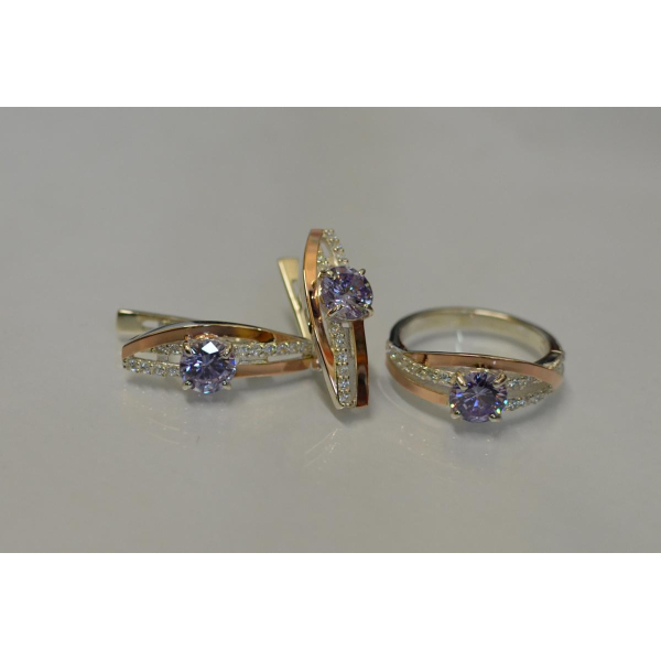 Серебряный набор с золотыми вставками (108)