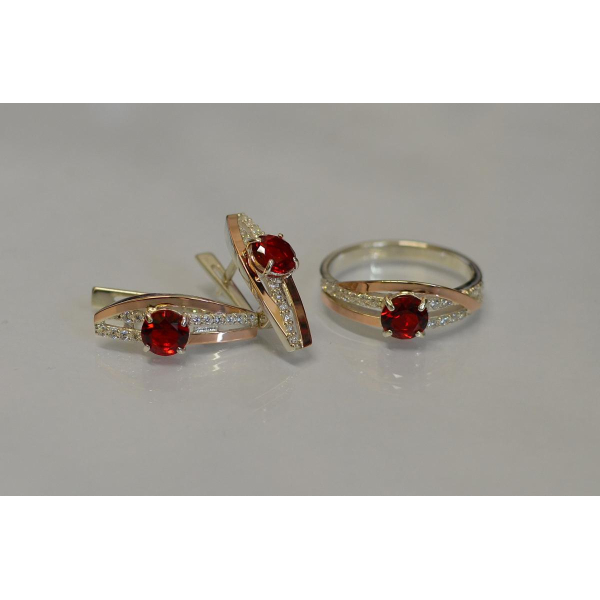 Серебряный набор с золотыми вставками (108)