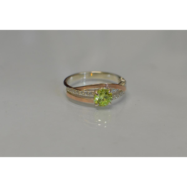 Срібне кільце з золотими вставками (108к)