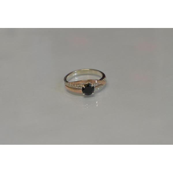 Срібне кільце з золотими вставками (108к)