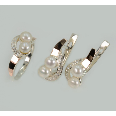 Срібний набір прикрас з перлинами