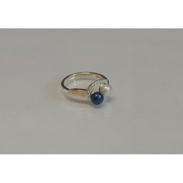 Серебряное кольцо  с жемчугом (109к)