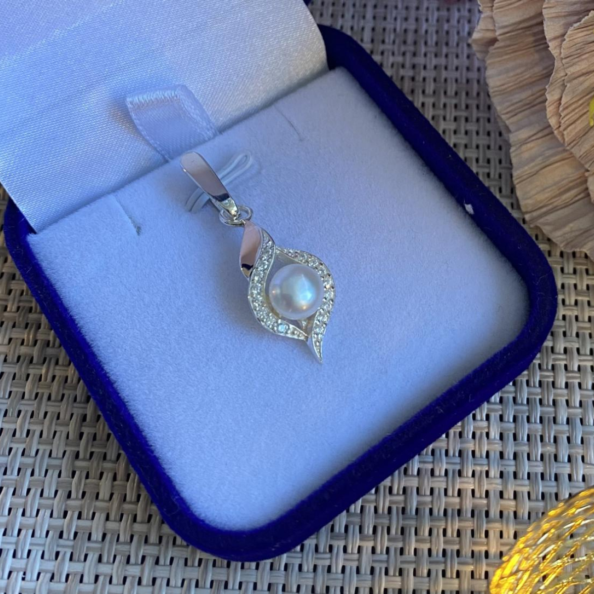 Серебряная подвеска с золотими вставками (110п)