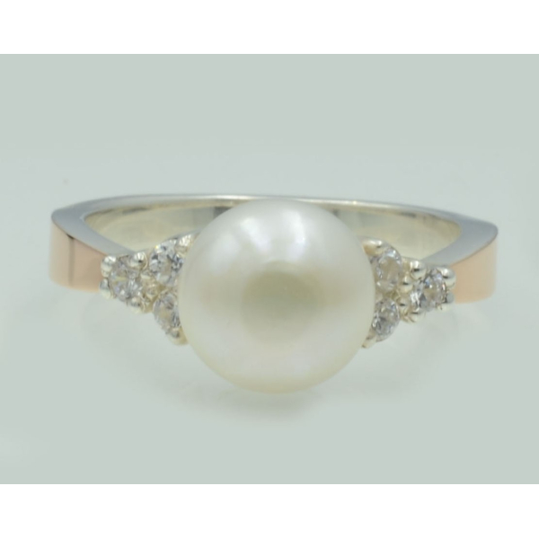 Серебряное кольцо с жемчугом (111к)