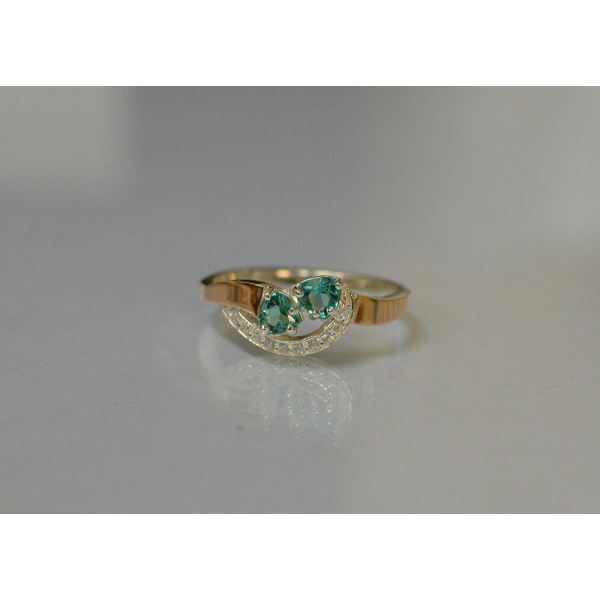 Серебряное кольцо  с сердцами (112к)