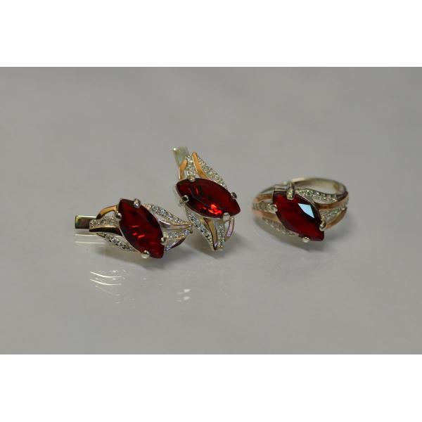 Серебряный набор с золотыми пластинами (114)