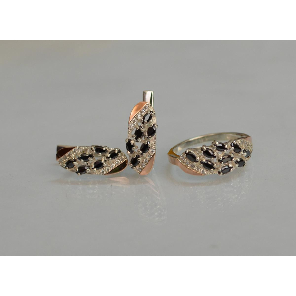 Серебряный набор с золотыми пластинами (116)