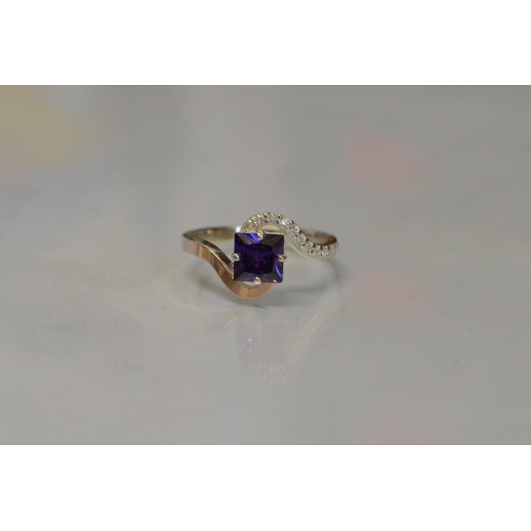 Серебряное кольцо с золотыми накладками (118к)