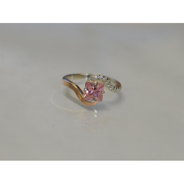 Серебряное кольцо с золотыми накладками (118к)