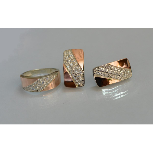 Серебряный набор с золотыми пластинами (123)