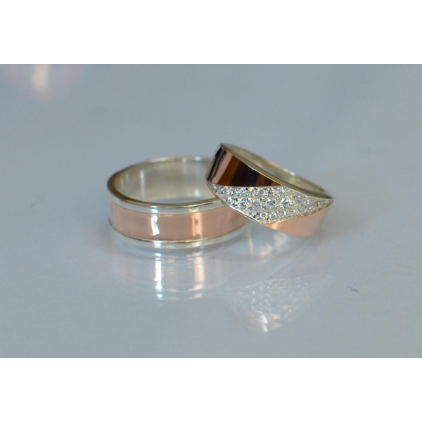 Пара обручальных колец (123кОбр3)