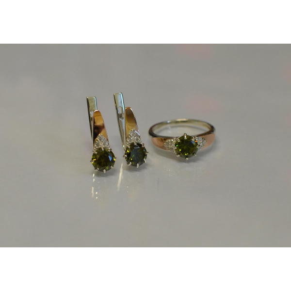 Серебряный набор с золотыми вставками (124)