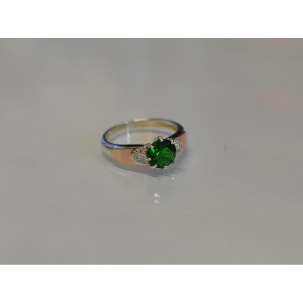 Серебряное кольцо с золотыми вставками (124к)