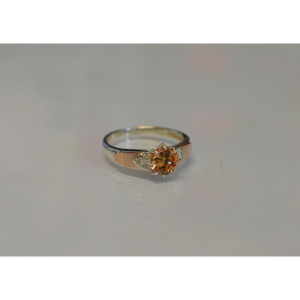 Серебряное кольцо с золотыми вставками (124к)