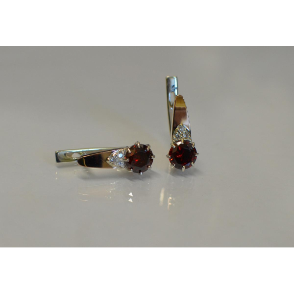 Серебряные серьги с золотыми вставками (124с)