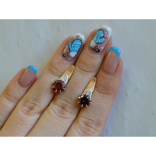 Серебряные серьги с золотыми вставками (124с)