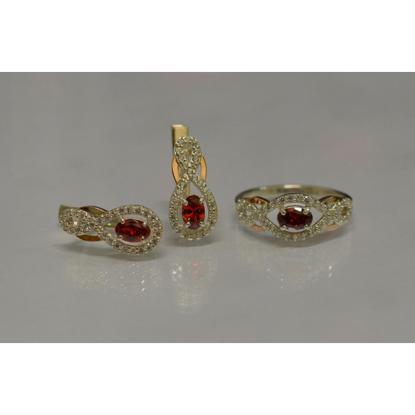 Набор из серебра с золотом (125)