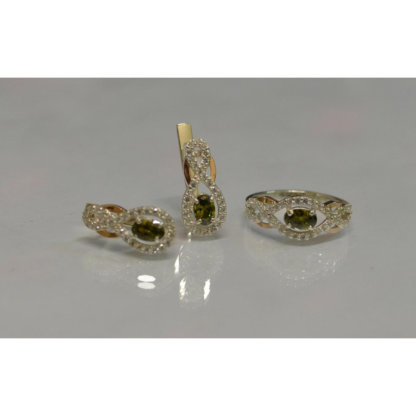 Набор из серебра с золотом (125)