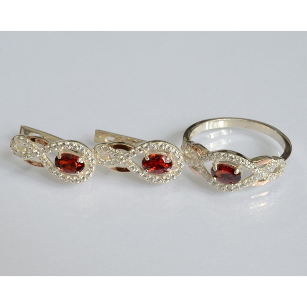 Набор из серебра с золотом (125)