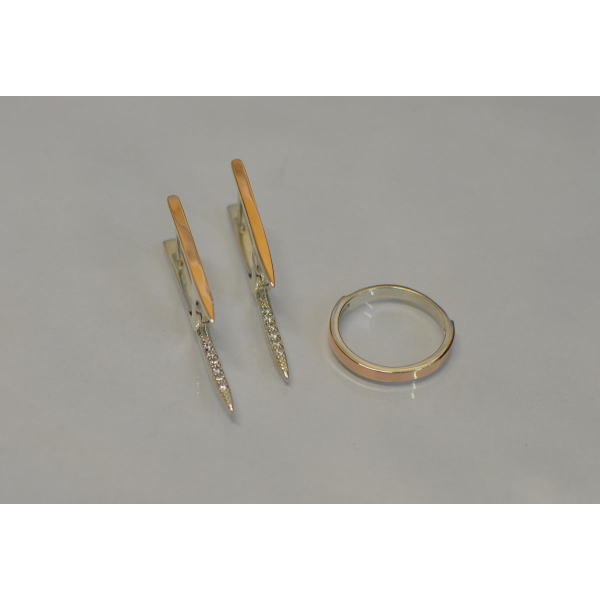 Серебряный комплект с золотыми вставками (127)