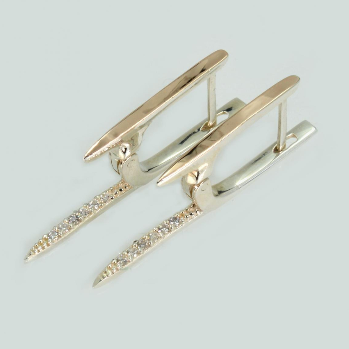 Серебряные серьги с золотыми вставками (127с)