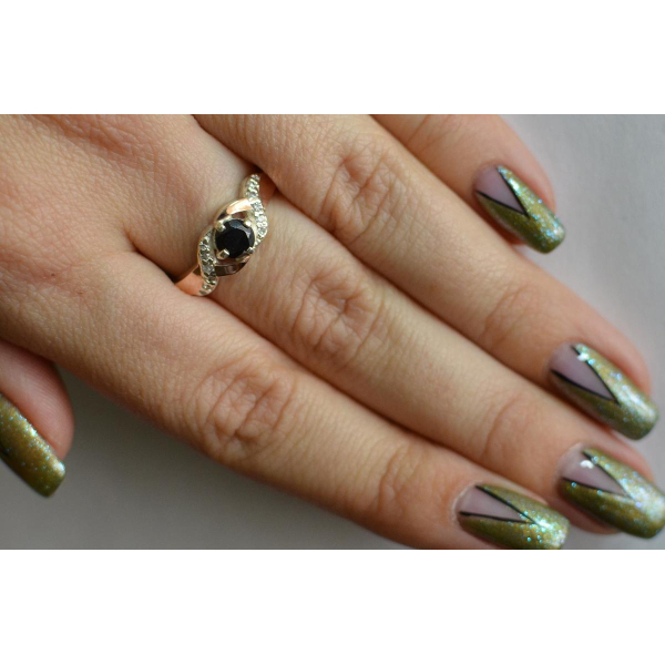 Серебряное кольцо с золотыми вставками (128к)