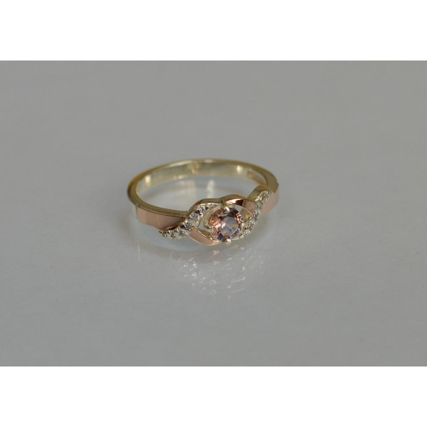 Серебряное кольцо с золотыми вставками (128к)