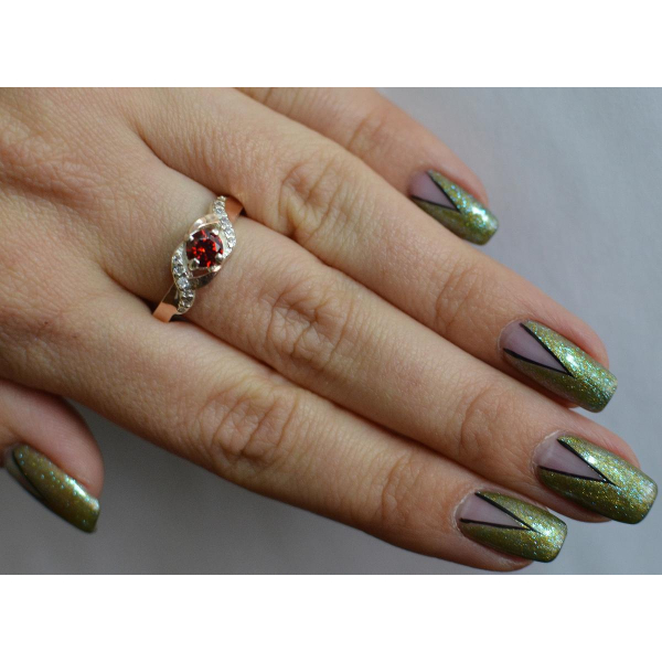 Серебряное кольцо с золотыми вставками (128к)