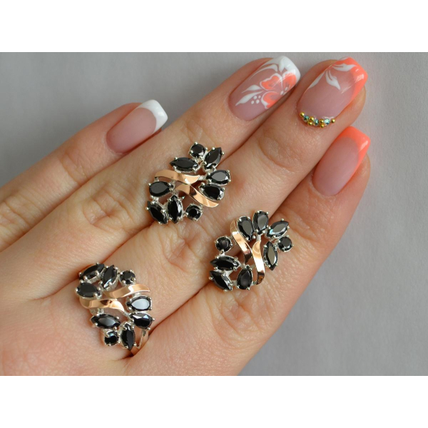 Серебряный набор с золотыми пластинами (133)