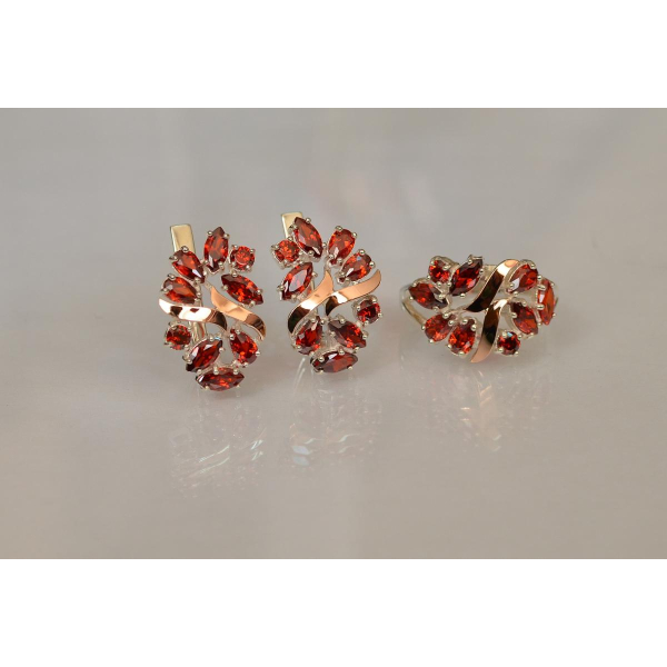 Серебряный набор с золотыми пластинами (133)