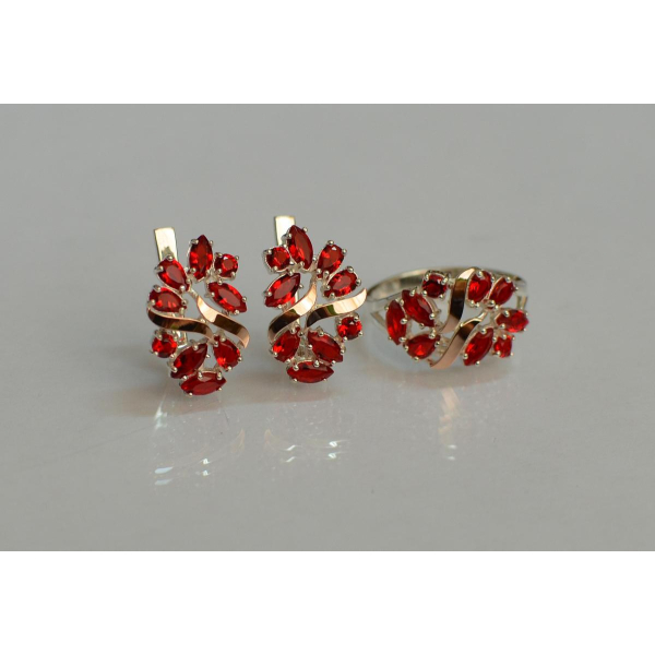 Серебряный набор с золотыми пластинами (133)