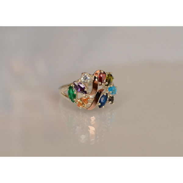 Серебряное кольцо с золотыми вставками (133к)