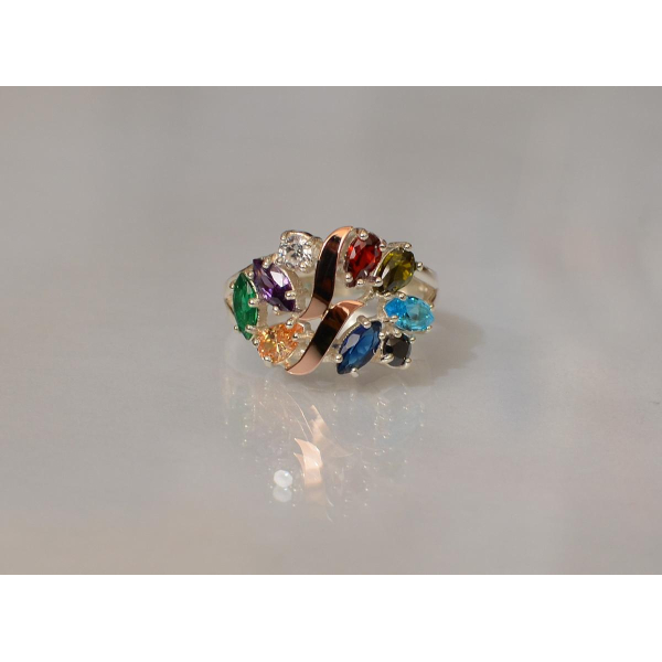 Серебряное кольцо с золотыми вставками (133к)