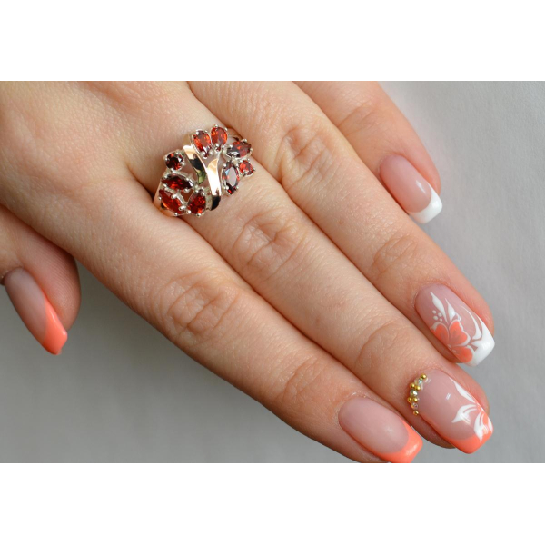 Серебряное кольцо с золотыми вставками (133к)