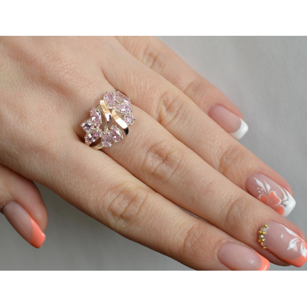 Серебряное кольцо с золотыми вставками (133к)