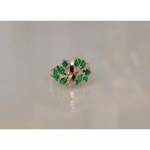 Серебряное кольцо с золотыми вставками (133к)