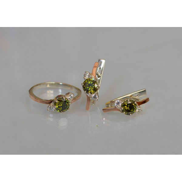 Серебряный комплект с золотыми вставками (134)