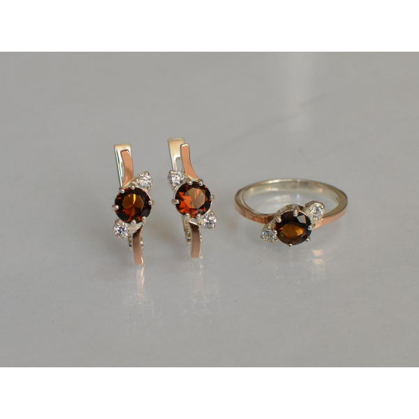 Серебряный комплект с золотыми вставками (134)