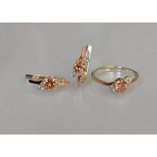 Серебряный комплект с золотыми вставками (134)