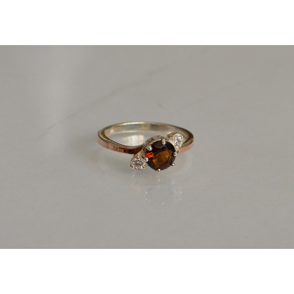 Серебряное кольцо с золотыми вставками (134к)